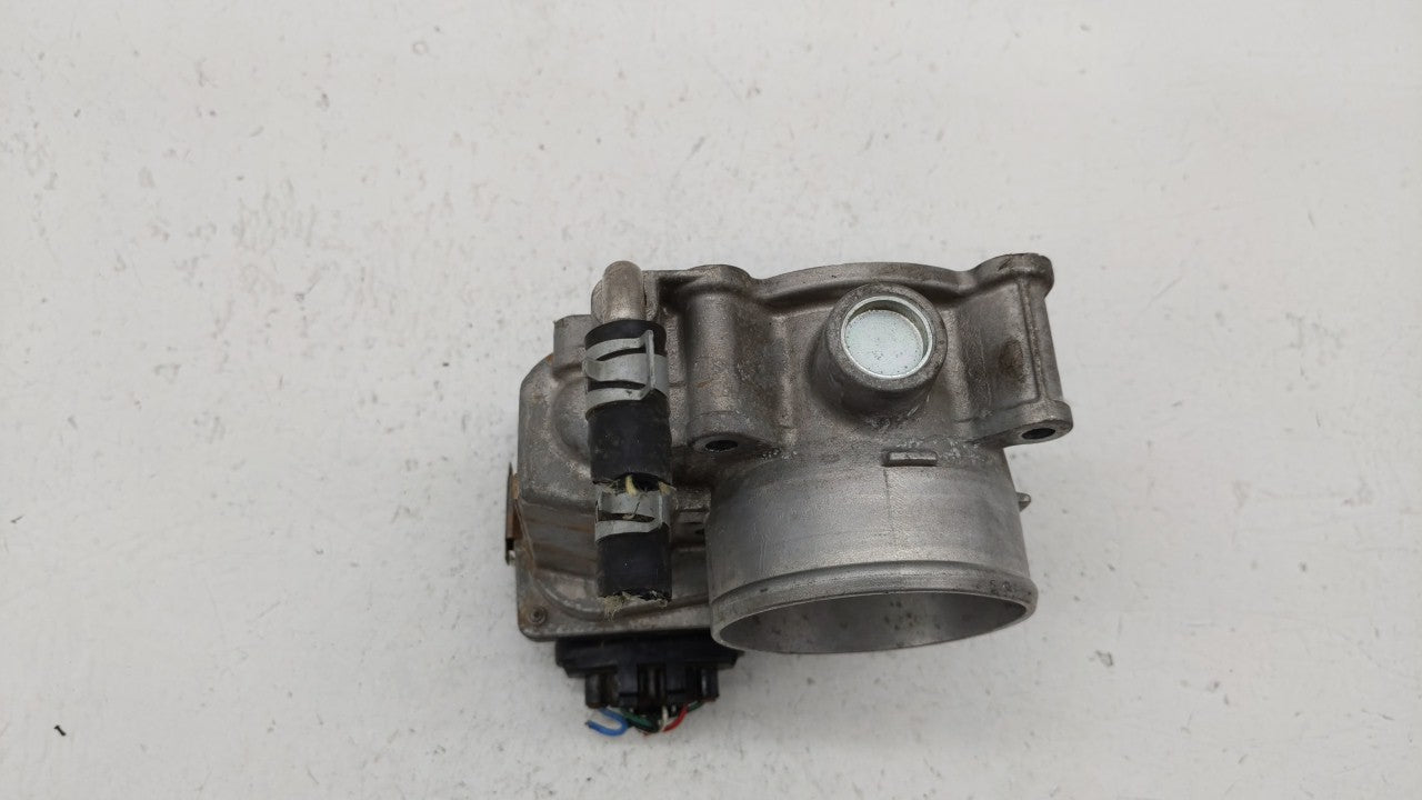 2014-2019 Nissan Rogue Throttle Body P/N:3TA60-01 B 3TA60-01 A, 3TA60-01 C Fits Fits 2013 2014 2015 2016 2017 2018 2019 OEM 