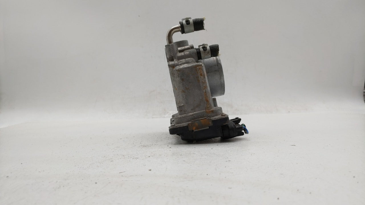 2014-2019 Nissan Rogue Throttle Body P/N:3TA60-01 B 3TA60-01 A, 3TA60-01 C Fits Fits 2013 2014 2015 2016 2017 2018 2019 OEM 