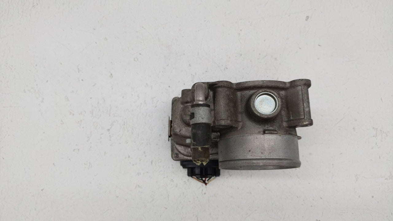2014-2019 Nissan Rogue Throttle Body P/N:3TA60-01 B 3TA60-01 A, 3TA60-01 C Fits Fits 2013 2014 2015 2016 2017 2018 2019 OEM 