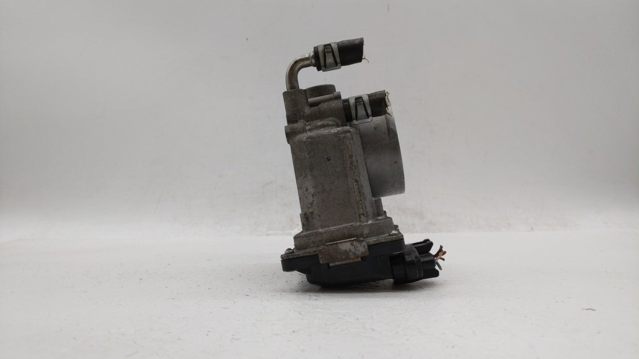 2014-2019 Nissan Rogue Throttle Body P/N:3TA60-01 B 3TA60-01 A, 3TA60-01 C Fits Fits 2013 2014 2015 2016 2017 2018 2019 OEM 