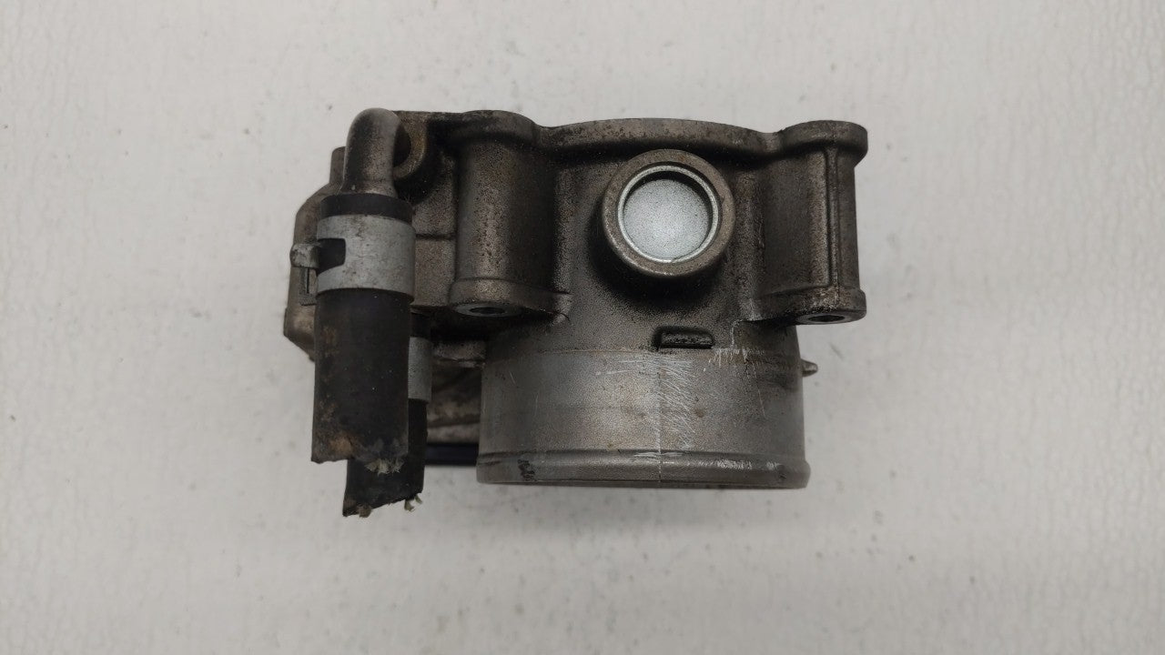 2014-2019 Nissan Rogue Throttle Body P/N:3TA60-01 B 3TA60-01 A, 3TA60-01 C Fits Fits 2013 2014 2015 2016 2017 2018 2019 OEM 