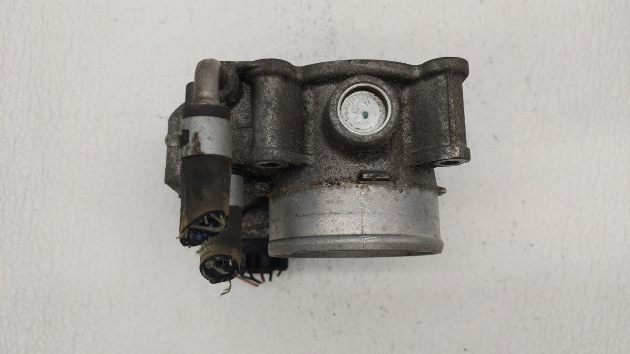 2014-2019 Nissan Rogue Throttle Body P/N:3TA60-01 B 3TA60-01 A, 3TA60-01 C Fits Fits 2013 2014 2015 2016 2017 2018 2019 OEM 