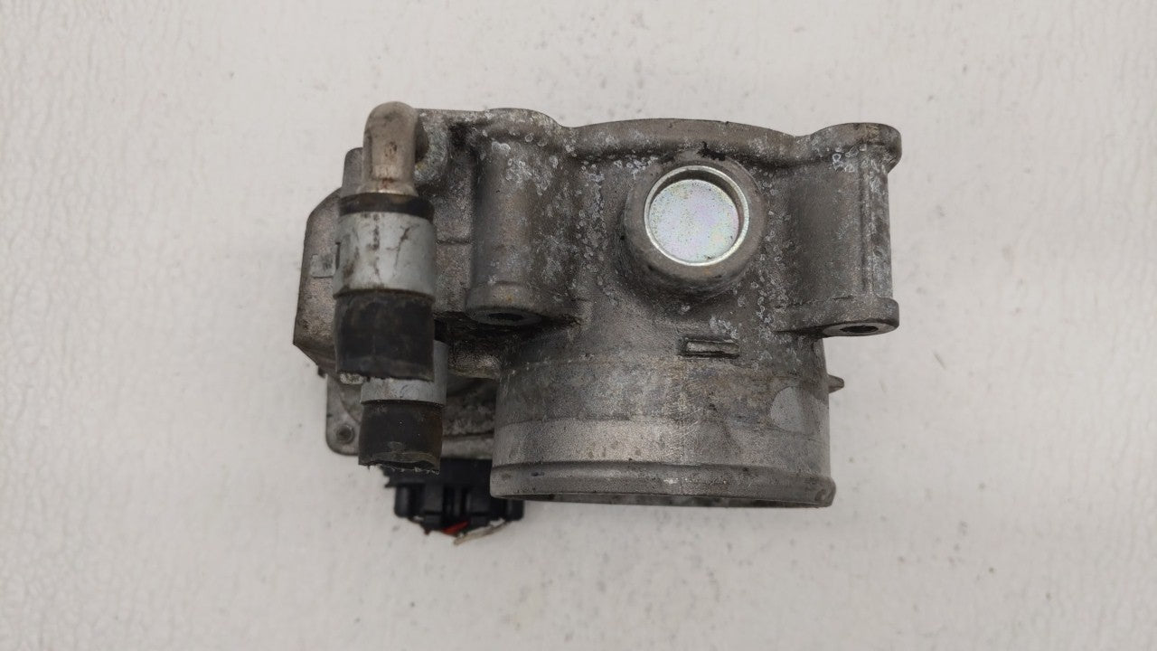 2014-2019 Nissan Rogue Throttle Body P/N:3TA60-01 B 3TA60-01 A, 3TA60-01 C Fits Fits 2013 2014 2015 2016 2017 2018 2019 OEM 