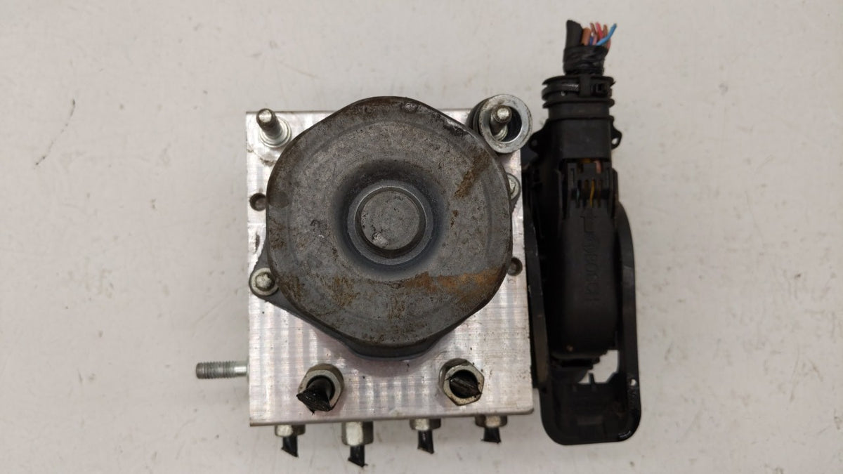 2016 Nissan Rogue Anti-Lock Brake ABS Pump Module Actuator OEM P/N:47660 6MA2A Fits OEM Used Auto Parts - Oemusedautoparts1.