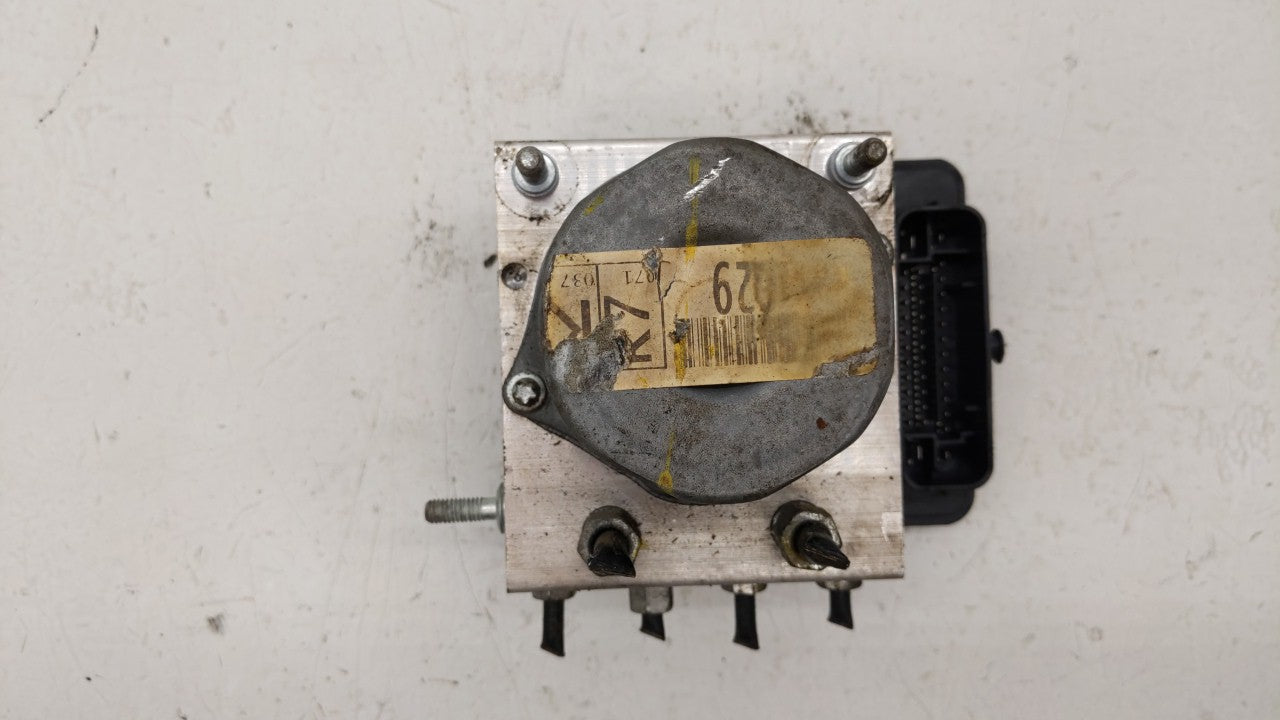 2016 Nissan Rogue ABS Pump Control Module Replacement P/N:2265106527 Fits OEM Used Auto Parts - Oemusedautoparts1.com