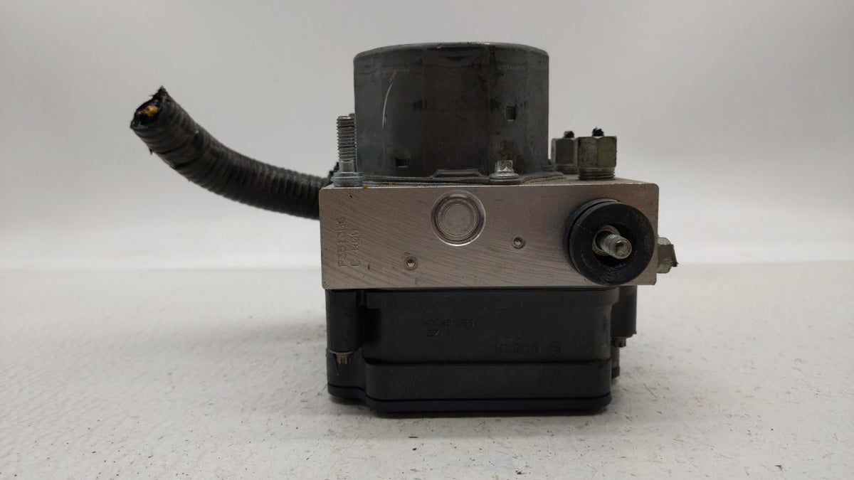 2016 Nissan Rogue Anti-Lock Brake ABS Pump Module Actuator OEM P/N:47660 9TB0A Fits OEM Used Auto Parts - Oemusedautoparts1.