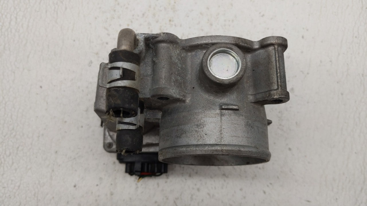 2014-2019 Nissan Rogue Throttle Body P/N:3TA60-01 C 3TA60-01 B, 3TA60-01 A Fits Fits 2013 2014 2015 2016 2017 2018 2019 OEM 