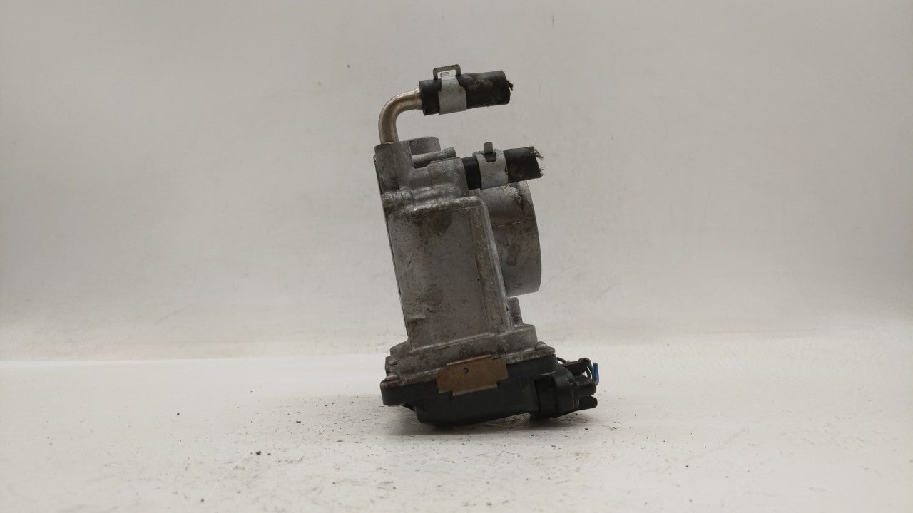 2014-2019 Nissan Rogue Throttle Body P/N:3TA60-01 C 3TA60-01 B, 3TA60-01 A Fits Fits 2013 2014 2015 2016 2017 2018 2019 OEM 