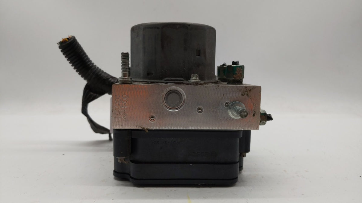 2015-2016 Nissan Rogue Anti-Lock Brake ABS Pump Module Actuator OEM P/N:2265106452 47660 5HA1A Fits Fits 2015 2016 OEM Used 