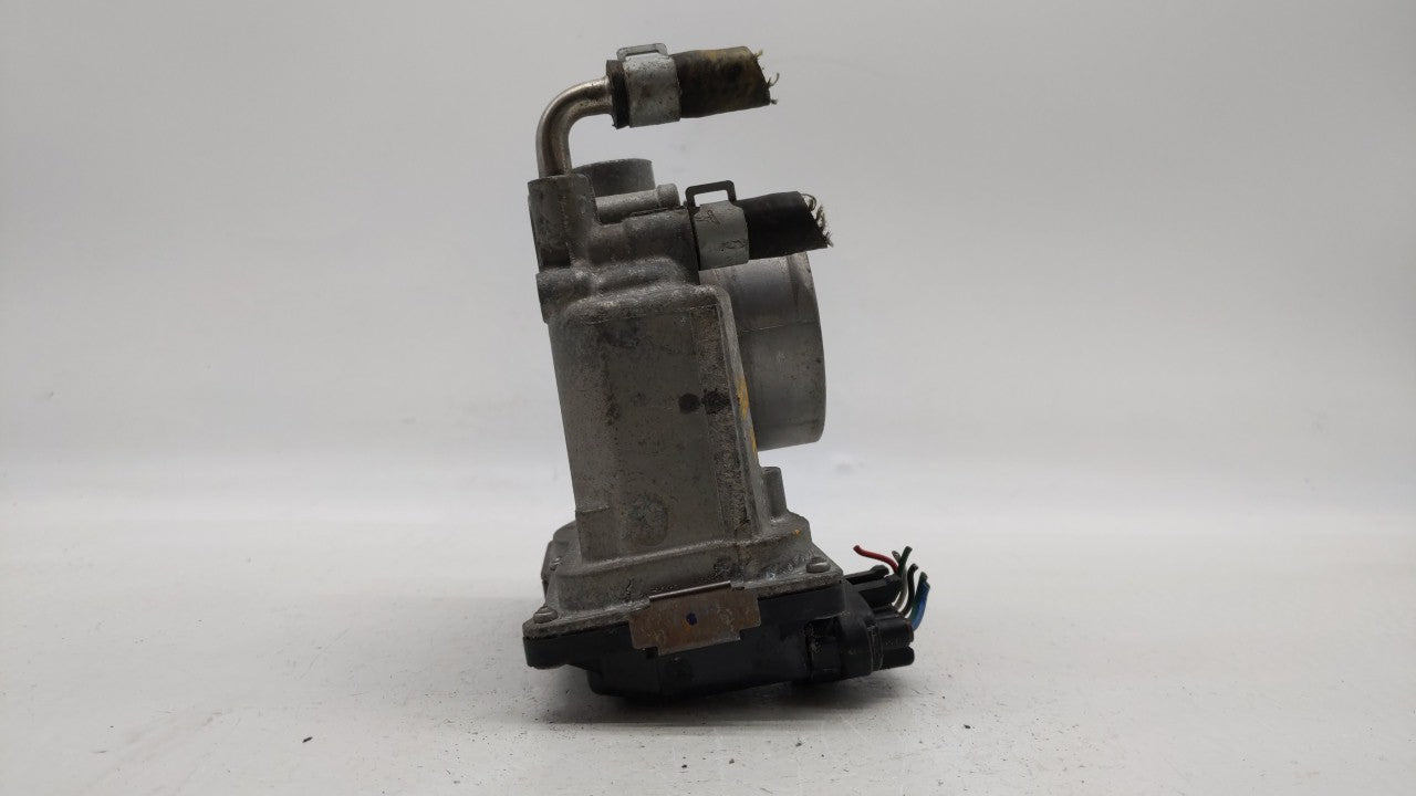 2014-2019 Nissan Rogue Throttle Body P/N:3TA60-01 C 3TA60-01 B, 3TA60-01 A Fits Fits 2013 2014 2015 2016 2017 2018 2019 OEM 
