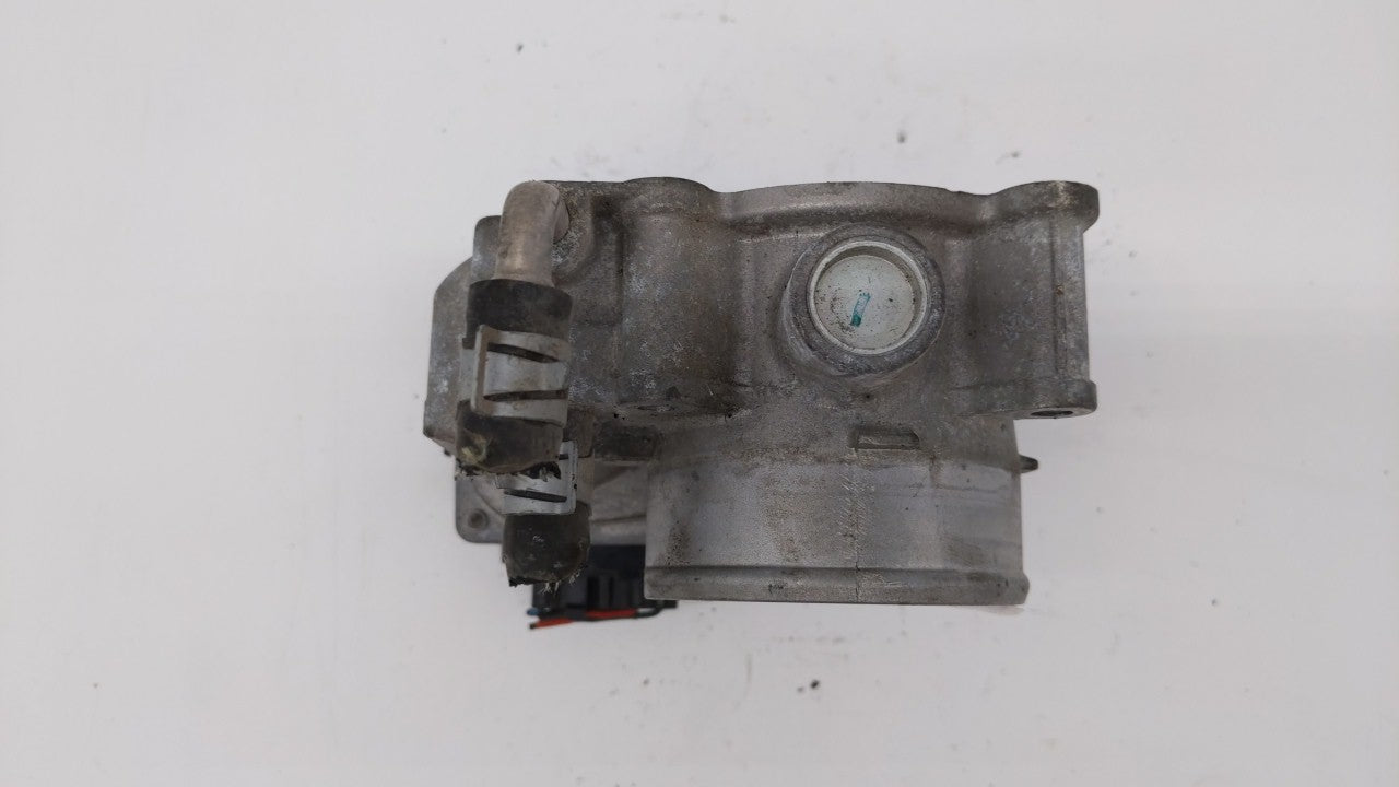 2014-2019 Nissan Rogue Throttle Body P/N:3TA60-01 C 3TA60-01 B, 3TA60-01 A Fits Fits 2013 2014 2015 2016 2017 2018 2019 OEM 