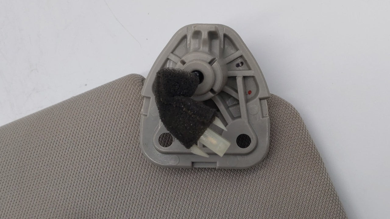 2014-2017 Nissan Rogue Sun Visor Shade Replacement Passenger Right Mirror Fits Fits 2014 2015 2016 2017 OEM Used Auto Parts 