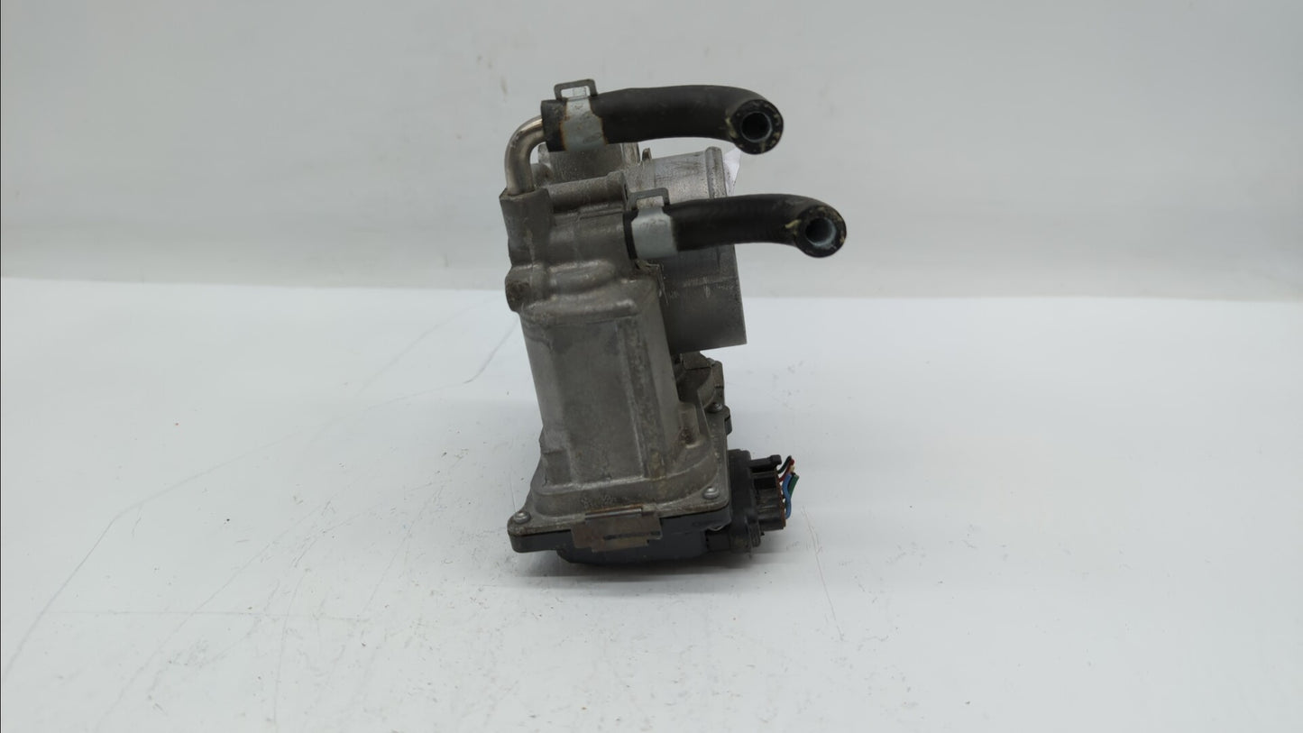 2014-2019 Nissan Rogue Throttle Body P/N:3TA60-01 C 3TA60-01 B, 3TA60-01 A Fits Fits 2013 2014 2015 2016 2017 2018 2019 OEM 
