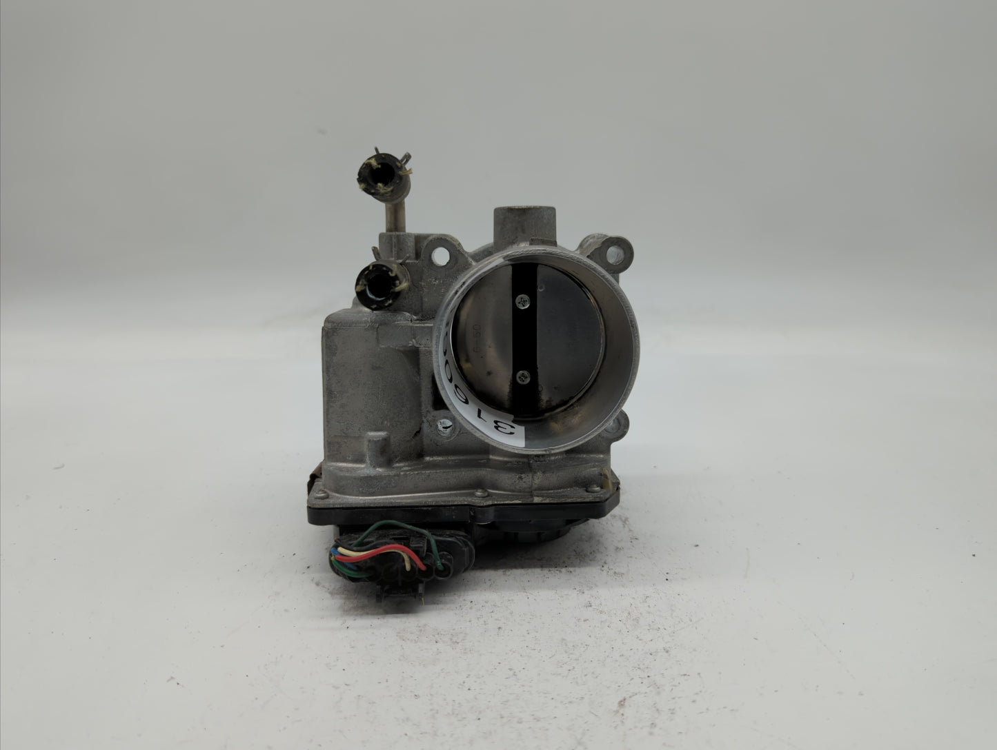 2014-2019 Nissan Rogue Throttle Body P/N:3TA60-01 C 3TA60-01 B, 3TA60-01 A Fits Fits 2013 2014 2015 2016 2017 2018 2019 OEM 