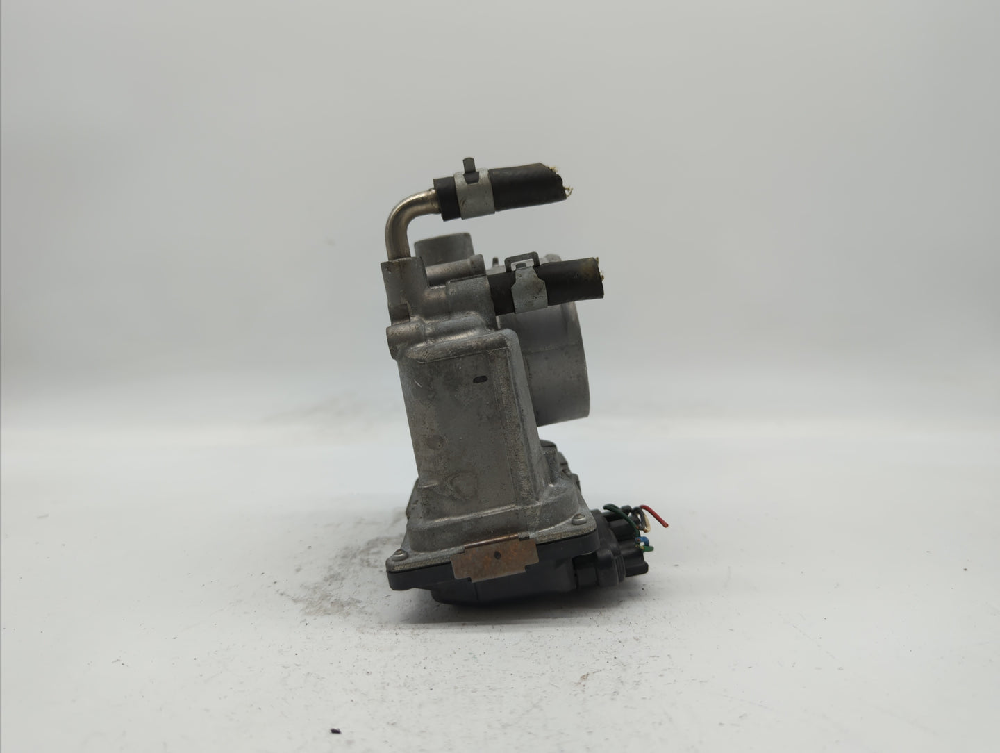 2014-2019 Nissan Rogue Throttle Body P/N:3TA60-01 C 3TA60-01 B, 3TA60-01 A Fits Fits 2013 2014 2015 2016 2017 2018 2019 OEM 