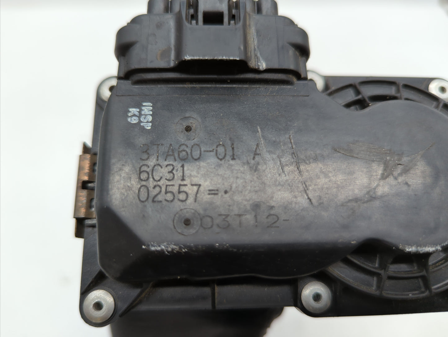 2014-2019 Nissan Rogue Throttle Body P/N:3TA60-01 C 3TA60-01 B, 3TA60-01 A Fits Fits 2013 2014 2015 2016 2017 2018 2019 OEM 