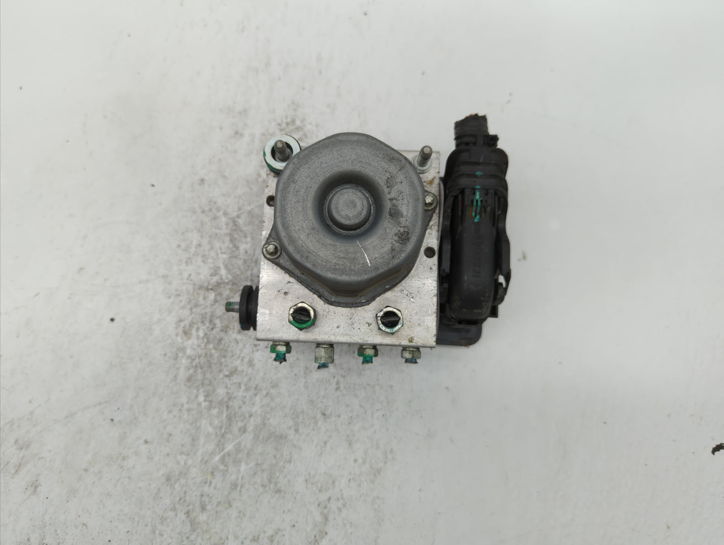 2015-2016 Nissan Rogue ABS Pump Control Module Replacement P/N:2265106452 47660 5HA1A Fits Fits 2015 2016 OEM Used Auto Part