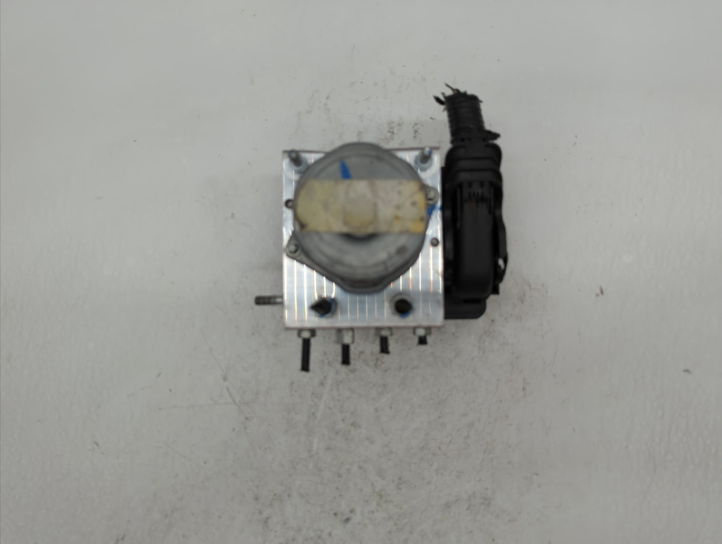 2016 Nissan Rogue ABS Pump Control Module Replacement P/N:47660 9TB0A Fits OEM Used Auto Parts - Oemusedautoparts1.com
