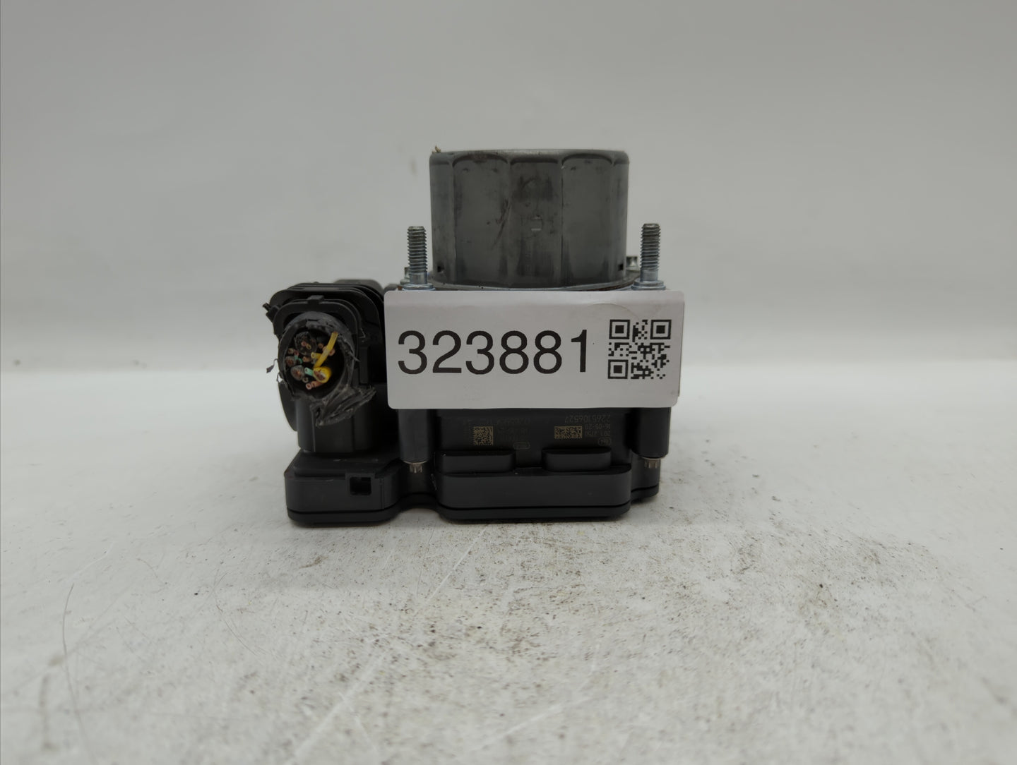 2016 Nissan Rogue ABS Pump Control Module Replacement P/N:47660 9TB0A Fits OEM Used Auto Parts - Oemusedautoparts1.com