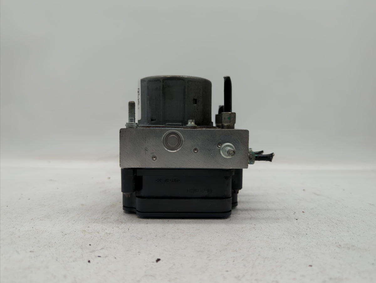 2015-2016 Nissan Rogue Anti-Lock Brake ABS Pump Module Actuator OEM P/N:2265106452 47660 5HA1A Fits Fits 2015 2016 OEM Used 
