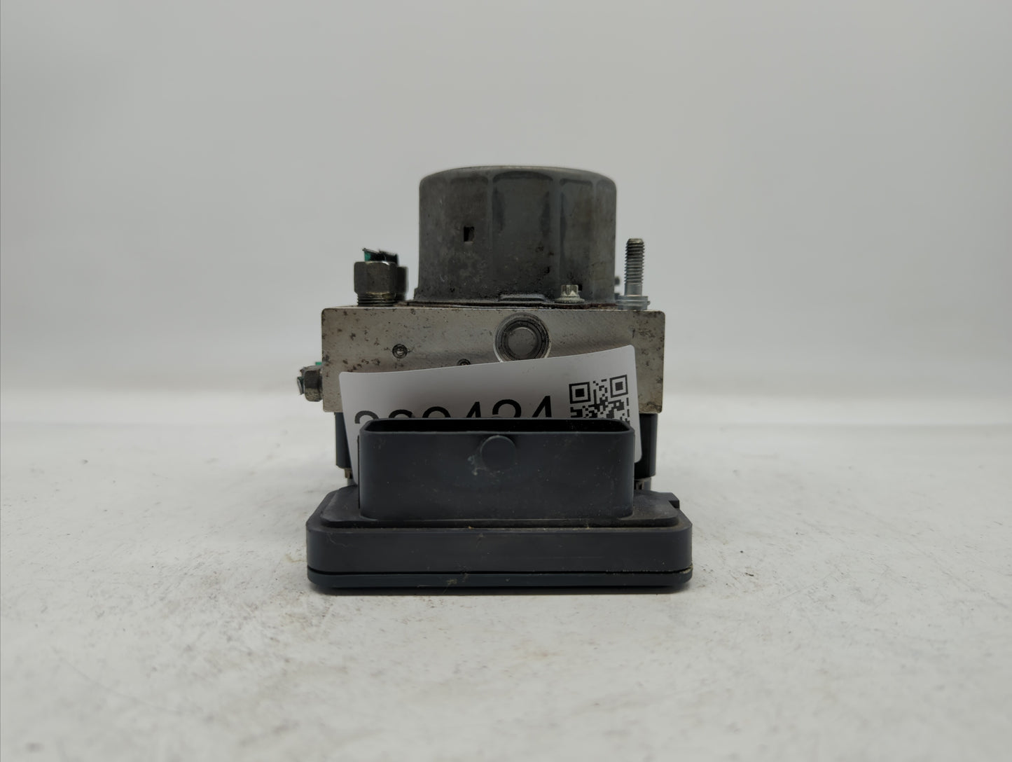 2015-2016 Nissan Rogue ABS Pump Control Module Replacement P/N:2265106452 47660 5HA1A Fits Fits 2015 2016 OEM Used Auto Part