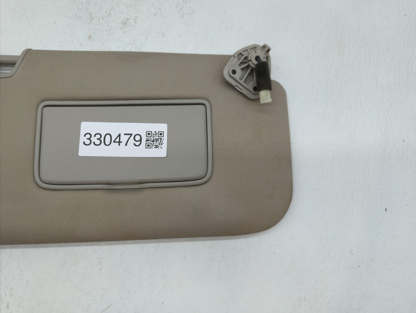 2014-2017 Nissan Rogue Sun Visor Shade Replacement Passenger Right Mirror Fits Fits 2014 2015 2016 2017 OEM Used Auto Parts 