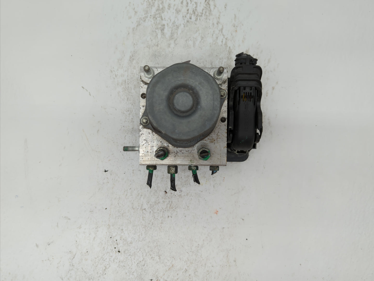 2015-2016 Nissan Rogue ABS Pump Control Module Replacement P/N:2265106452 47660 5HA1A Fits Fits 2015 2016 OEM Used Auto Part