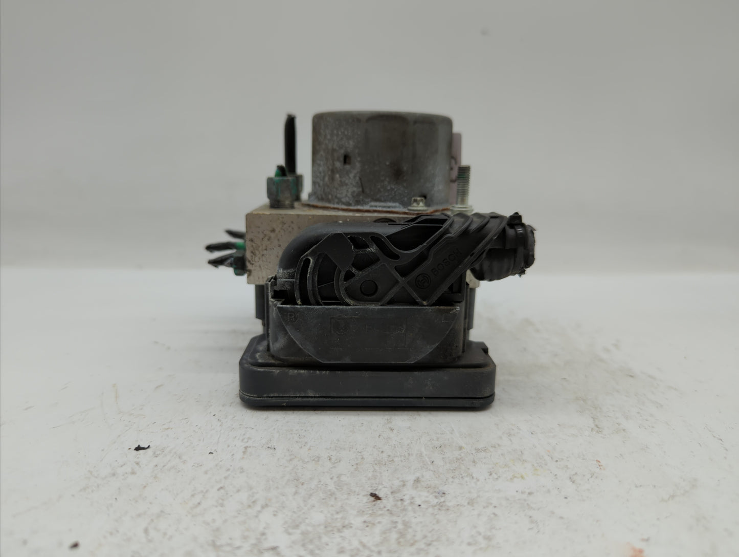 2015-2016 Nissan Rogue ABS Pump Control Module Replacement P/N:2265106452 47660 5HA1A Fits Fits 2015 2016 OEM Used Auto Part