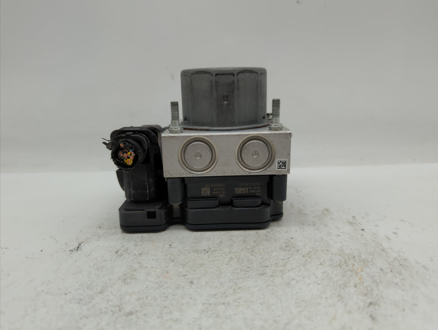 2015-2016 Nissan Rogue ABS Pump Control Module Replacement P/N:47660 5HA0A Fits Fits 2015 2016 OEM Used Auto Parts - Oemused