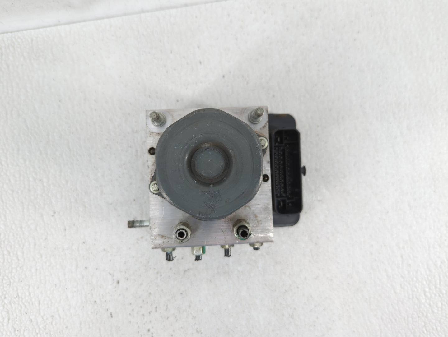 2015-2016 Nissan Rogue ABS Pump Control Module Replacement P/N:47660 5HA0A Fits Fits 2015 2016 OEM Used Auto Parts - Oemused