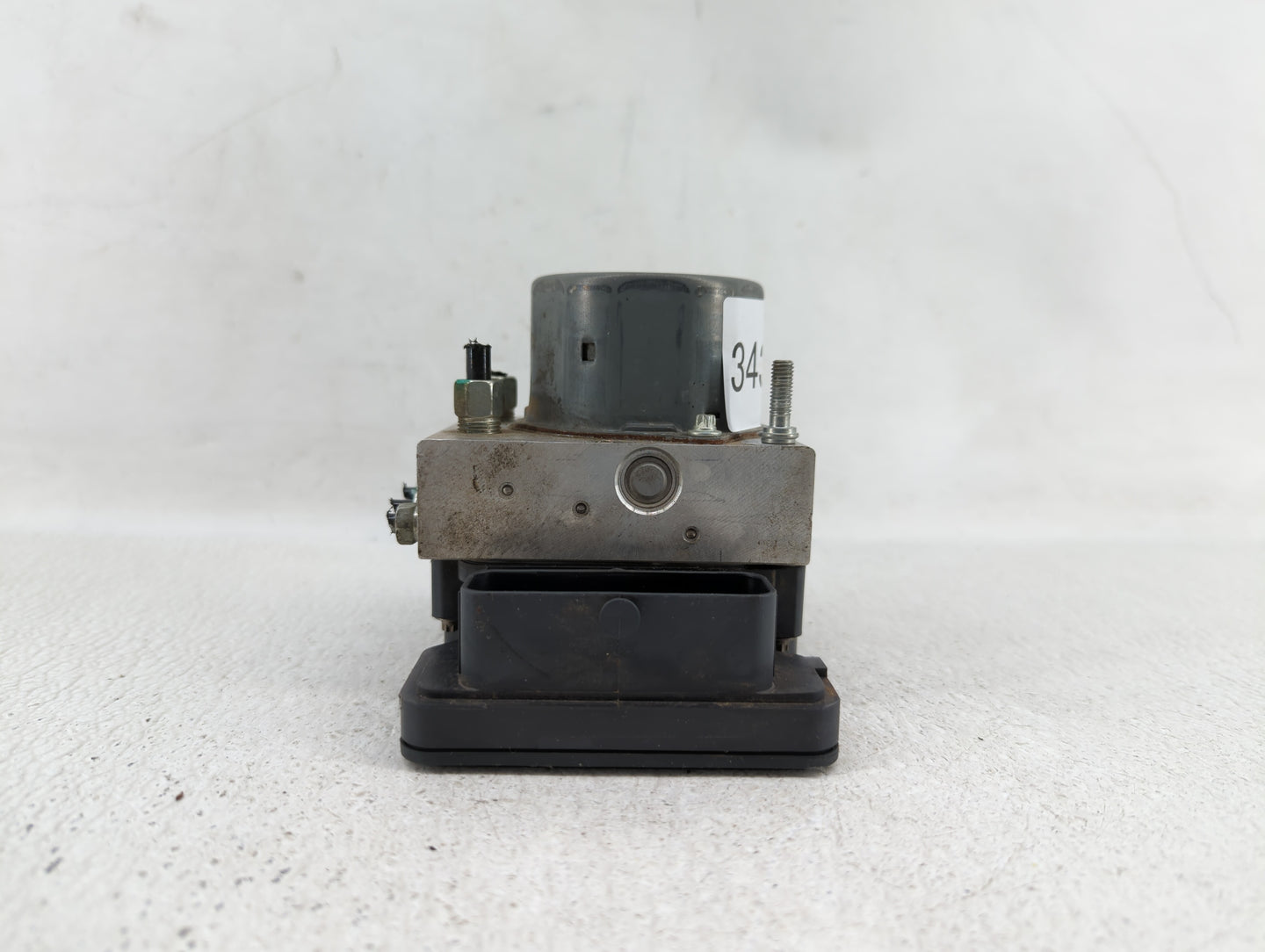 2015-2016 Nissan Rogue ABS Pump Control Module Replacement P/N:47660 5HA0A Fits Fits 2015 2016 OEM Used Auto Parts - Oemused