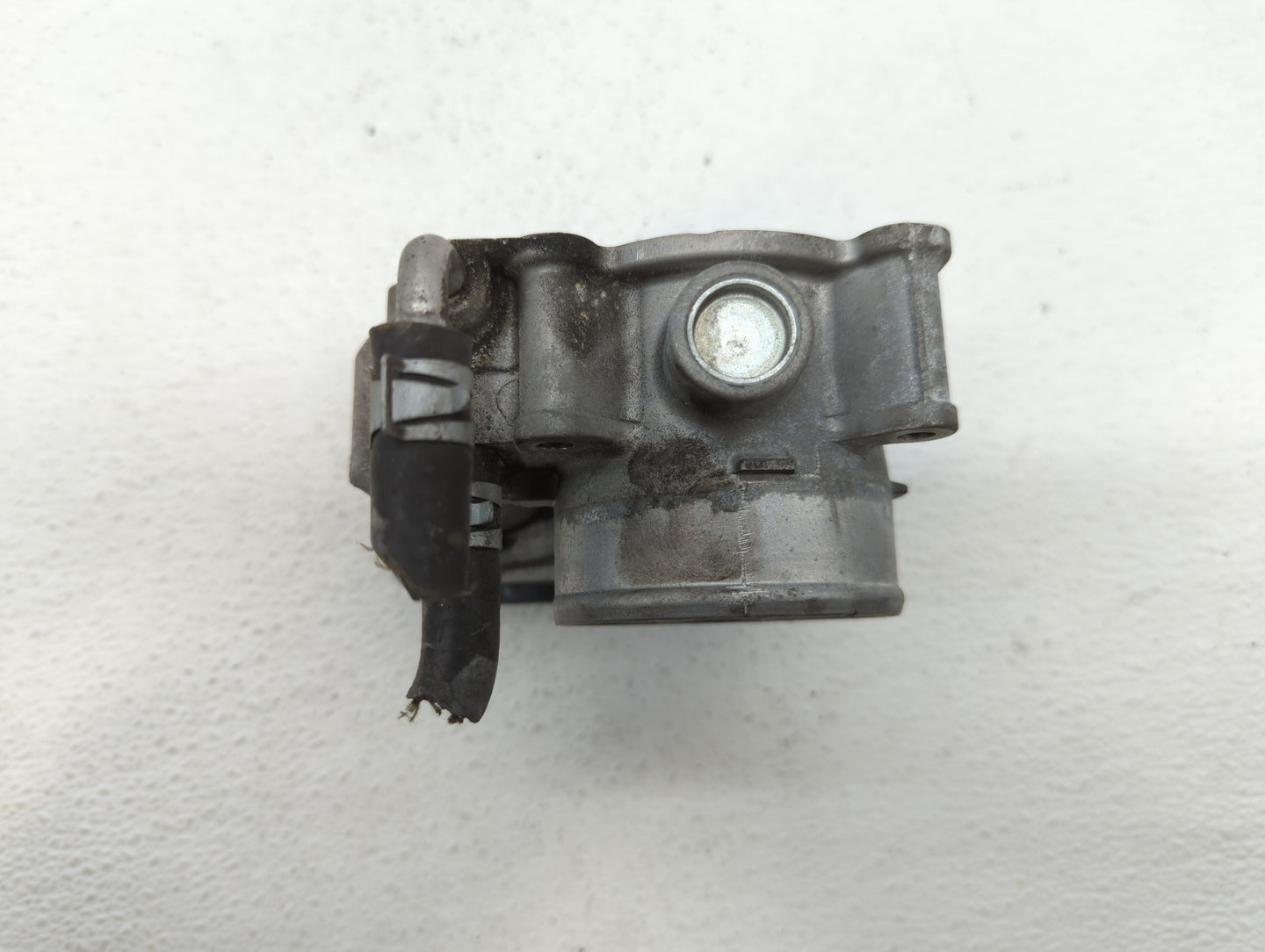 2014-2019 Nissan Rogue Throttle Body P/N:3TA60-01 C 3TA60-01 B, 3TA60-01 A Fits Fits 2013 2014 2015 2016 2017 2018 2019 OEM 