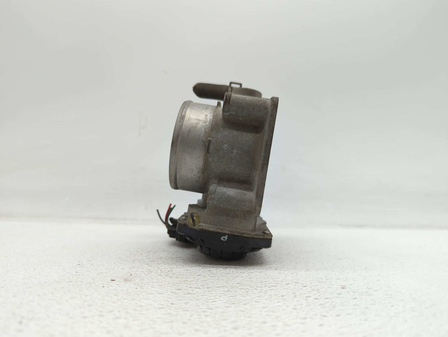 2014-2019 Nissan Rogue Throttle Body P/N:3TA60-01 C 3TA60-01 B, 3TA60-01 A Fits Fits 2013 2014 2015 2016 2017 2018 2019 OEM 