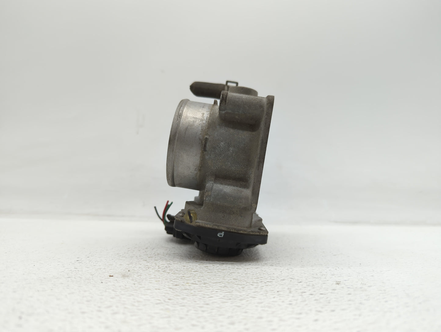 2014-2019 Nissan Rogue Throttle Body P/N:3TA60-01 C 3TA60-01 B, 3TA60-01 A Fits Fits 2013 2014 2015 2016 2017 2018 2019 OEM 