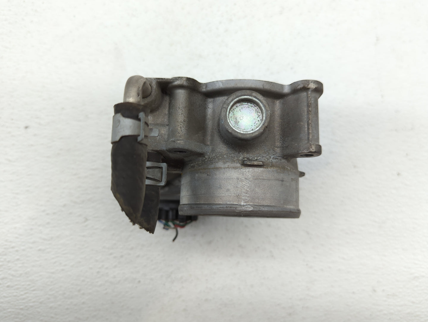 2014-2019 Nissan Rogue Throttle Body P/N:3TA60-01 C 3TA60-01 B, 3TA60-01 A Fits Fits 2013 2014 2015 2016 2017 2018 2019 OEM 