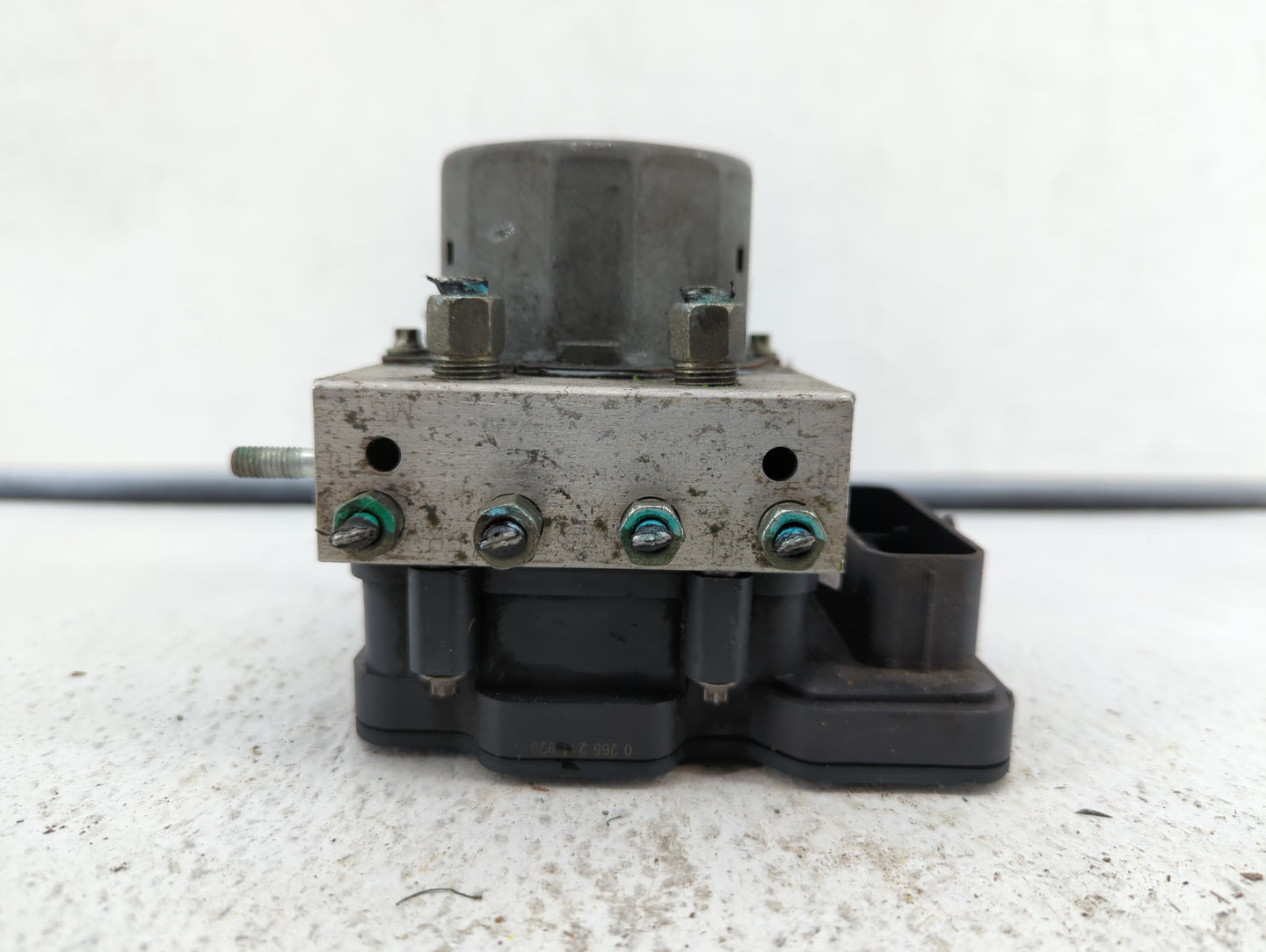 2015-2016 Nissan Rogue ABS Pump Control Module Replacement P/N:47660 5HA0A Fits Fits 2015 2016 OEM Used Auto Parts - Oemused
