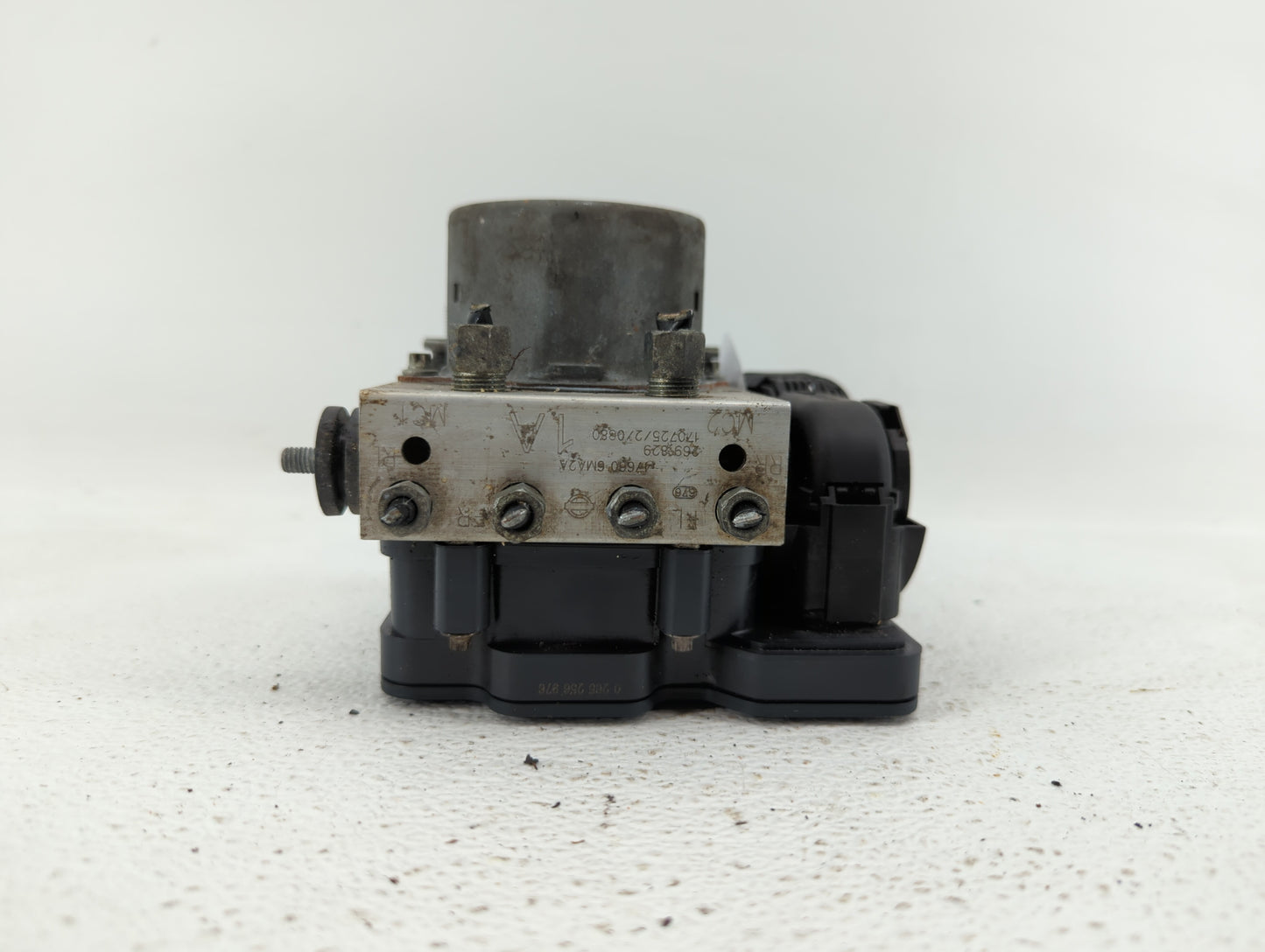2016 Nissan Rogue ABS Pump Control Module Replacement P/N:47660 6FK4A 47660 6MA2A Fits OEM Used Auto Parts - Oemusedautopart