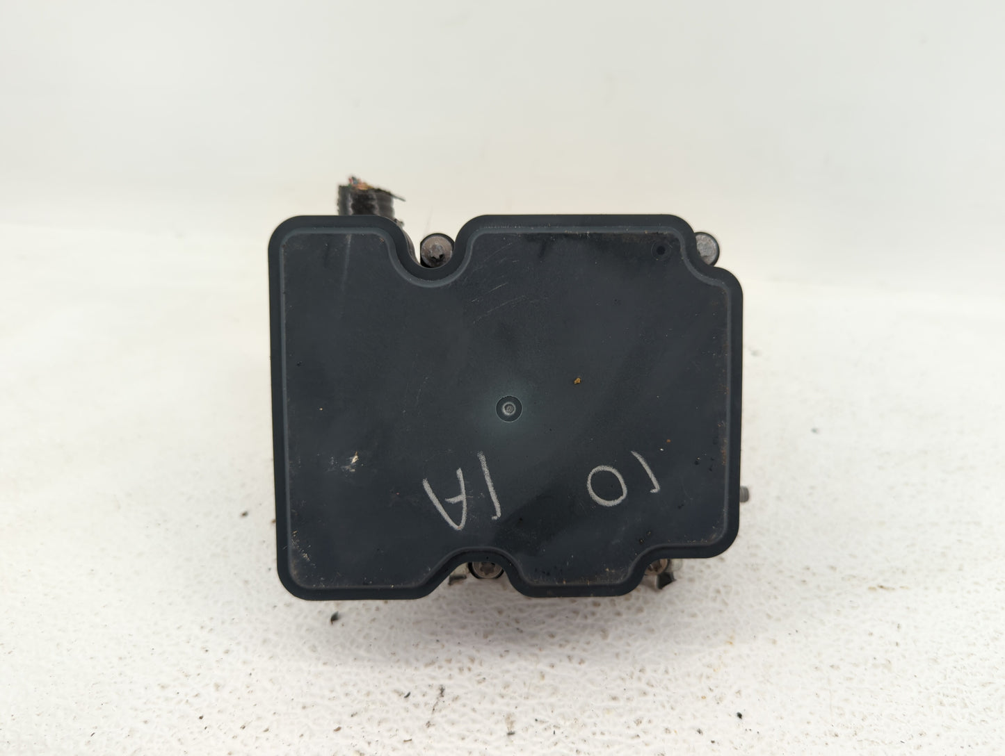 2016 Nissan Rogue ABS Pump Control Module Replacement P/N:47660 6FK4A 47660 6MA2A Fits OEM Used Auto Parts - Oemusedautopart