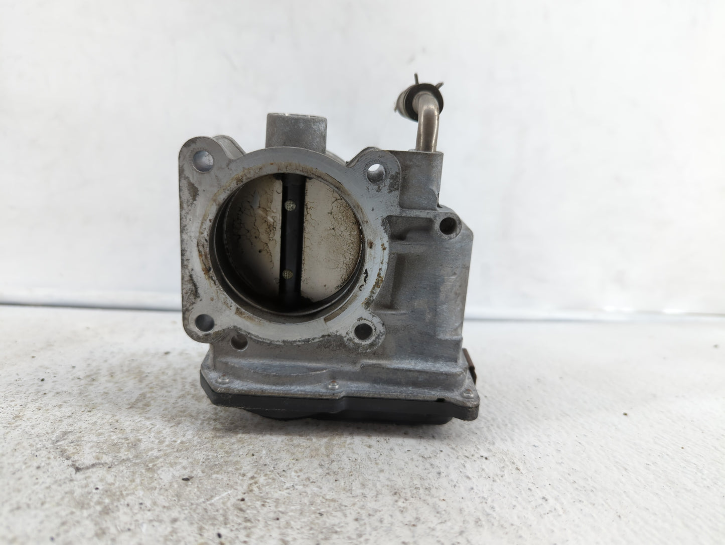 2014-2019 Nissan Rogue Throttle Body P/N:3TA60-01 C 3TA60-01 B, 3TA60-01 A Fits Fits 2013 2014 2015 2016 2017 2018 2019 OEM 