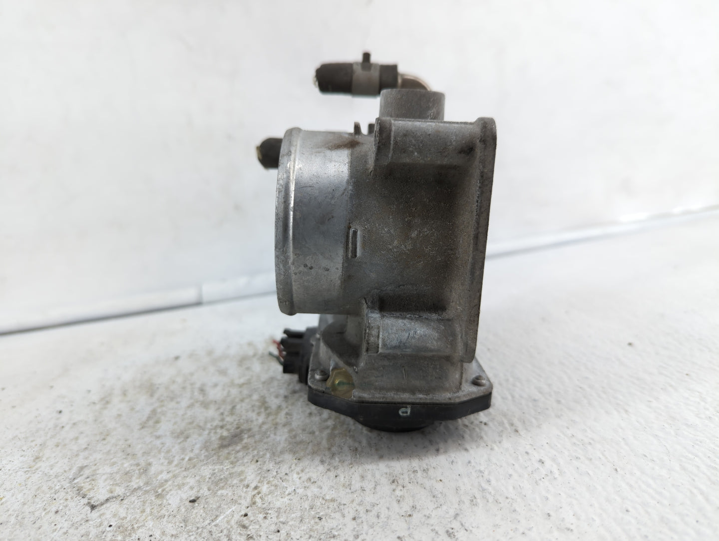 2014-2019 Nissan Rogue Throttle Body P/N:3TA60-01 C 3TA60-01 B, 3TA60-01 A Fits Fits 2013 2014 2015 2016 2017 2018 2019 OEM 