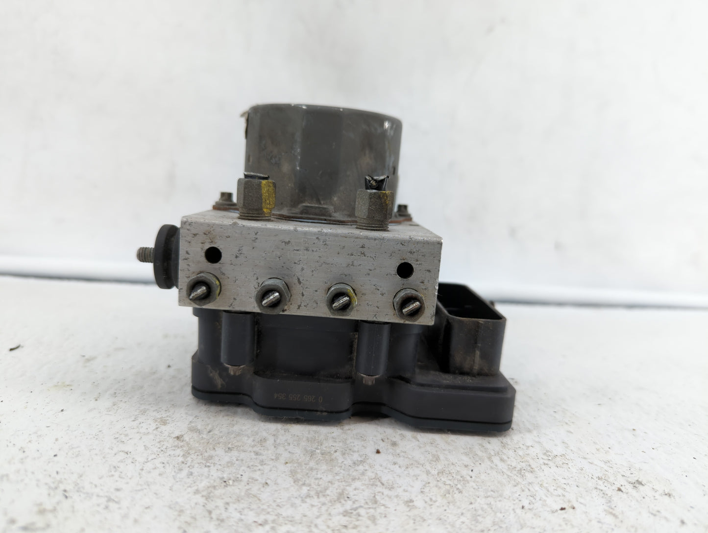 2016 Nissan Rogue ABS Pump Control Module Replacement P/N:0265255354 47660-9TB0B, 2265106527 Fits OEM Used Auto Parts - Oemu