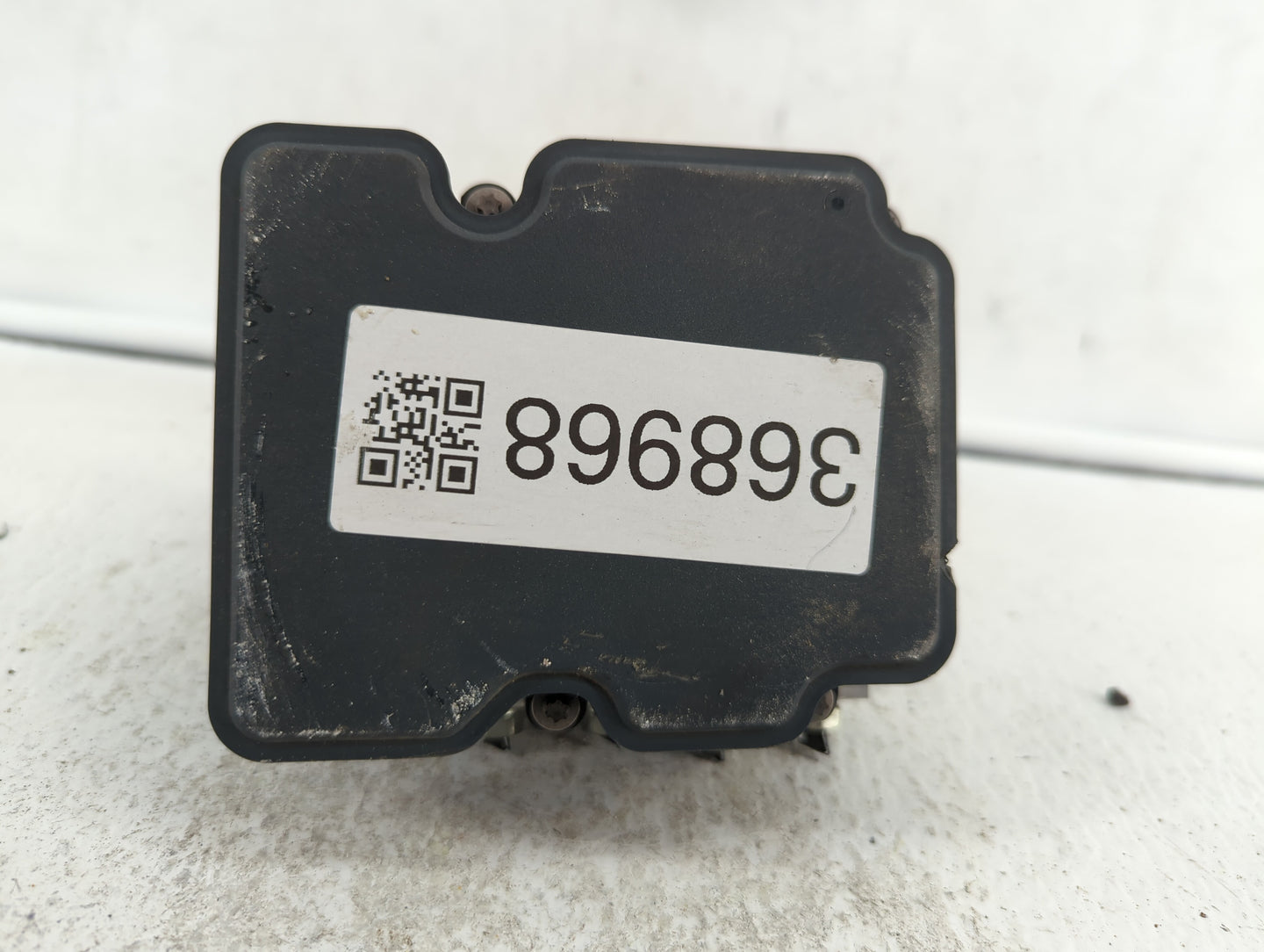 2015-2016 Nissan Rogue ABS Pump Control Module Replacement P/N:47660 5HA0A Fits Fits 2015 2016 OEM Used Auto Parts - Oemused