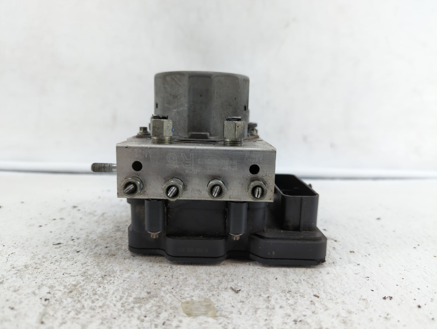 2016 Nissan Rogue ABS Pump Control Module Replacement P/N:47660 9TB0C 47660 9TB0A Fits OEM Used Auto Parts - Oemusedautopart