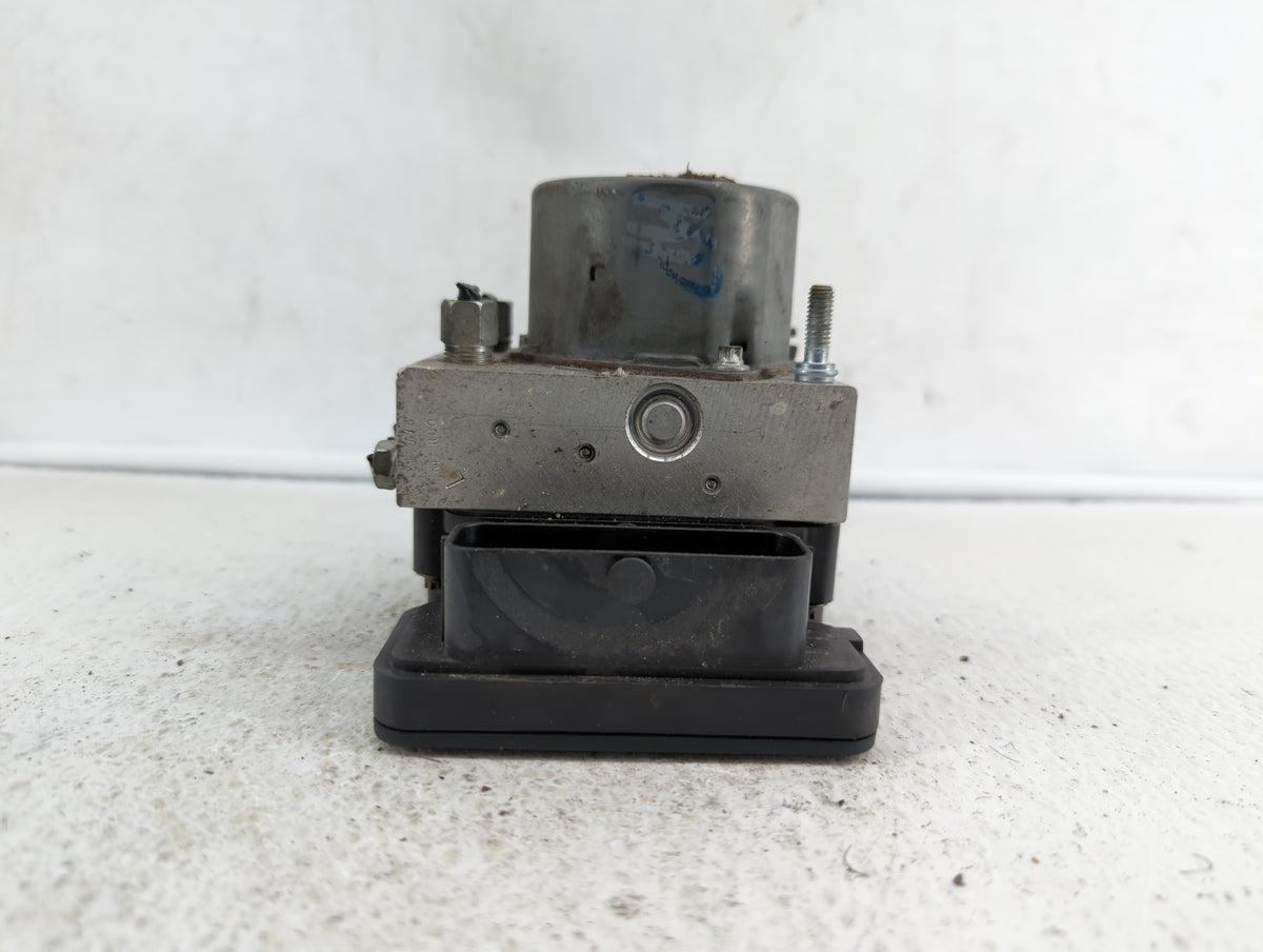 2016 Nissan Rogue Anti-Lock Brake ABS Pump Module Actuator OEM P/N:47660 9TB0C 47660 9TB0A Fits OEM Used Auto Parts - Oemuse