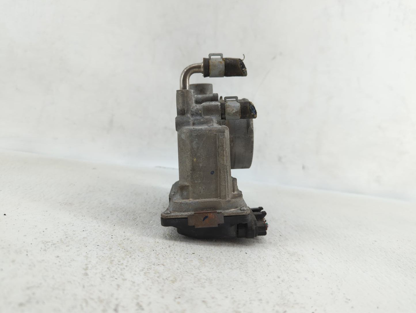 2014-2019 Nissan Rogue Throttle Body P/N:3TA60-01 C 3TA60-01 B, 3TA60-01 A Fits Fits 2013 2014 2015 2016 2017 2018 2019 OEM 