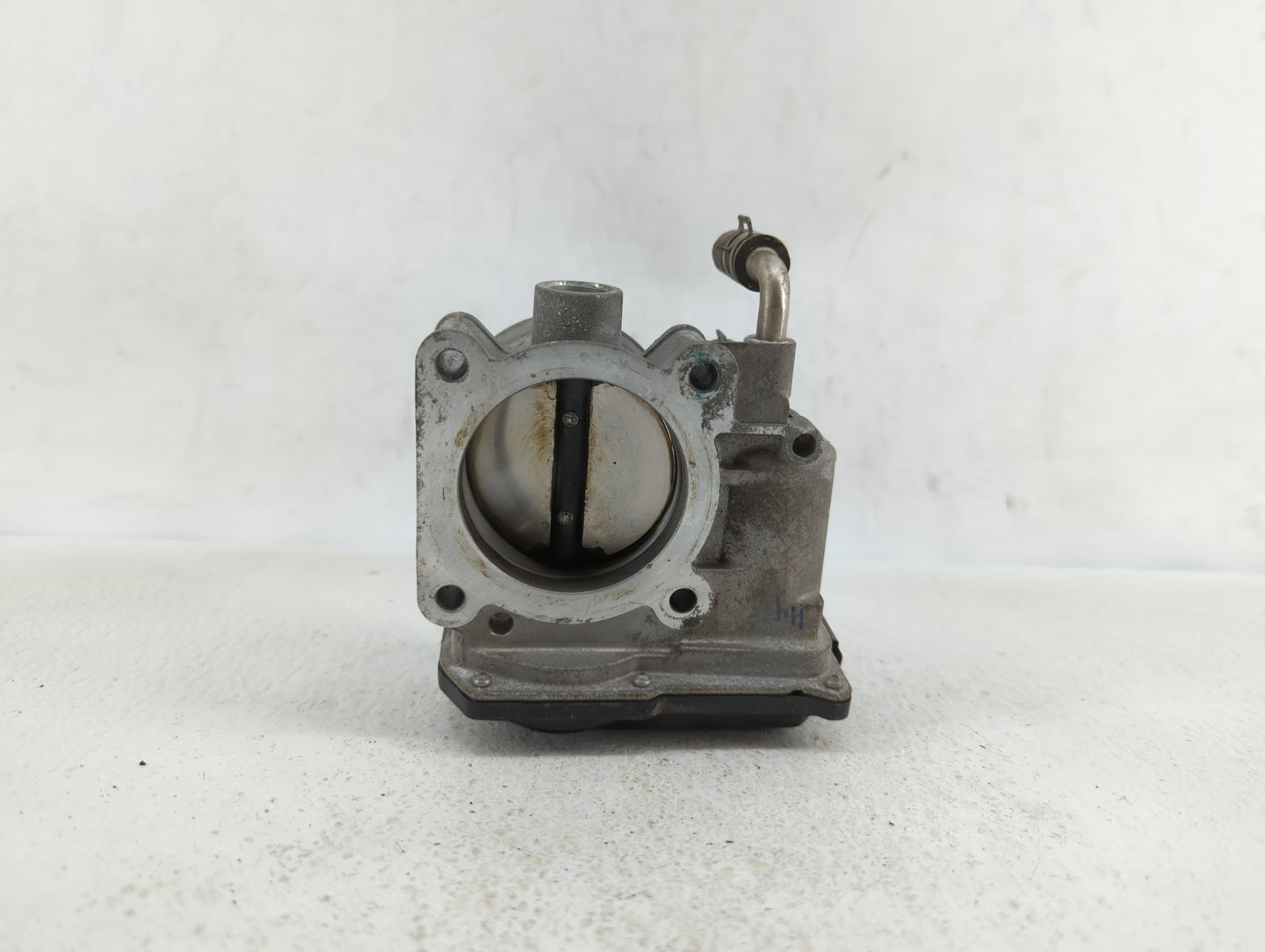 2014-2019 Nissan Rogue Throttle Body P/N:3TA60-01 C 3TA60-01 B, 3TA60-01 A Fits Fits 2013 2014 2015 2016 2017 2018 2019 OEM 