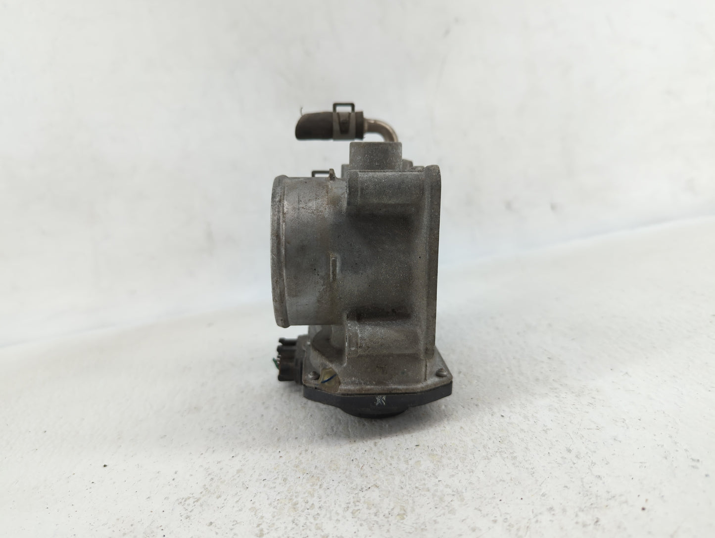2014-2019 Nissan Rogue Throttle Body P/N:3TA60-01 C 3TA60-01 B, 3TA60-01 A Fits Fits 2013 2014 2015 2016 2017 2018 2019 OEM 