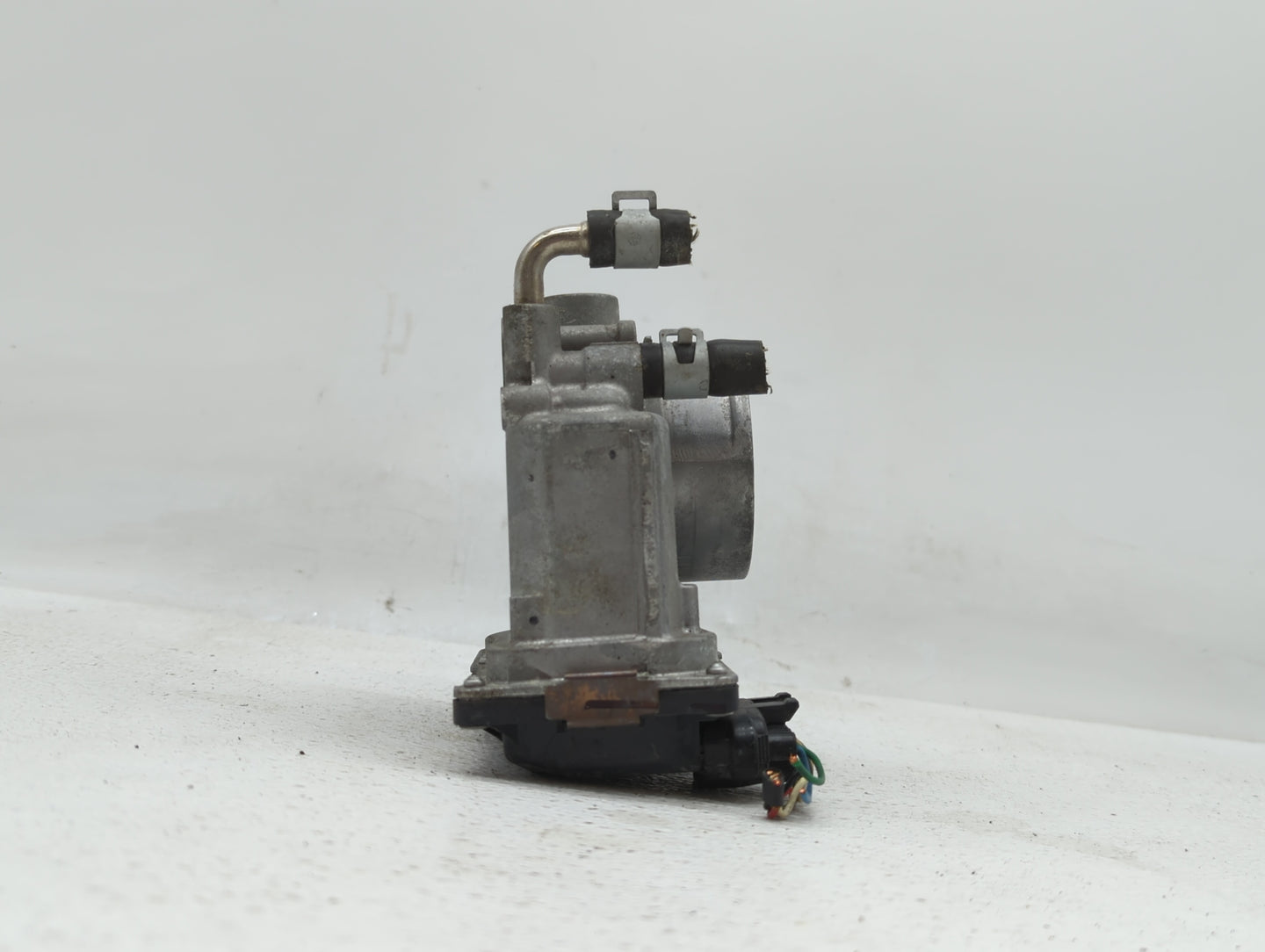 2014-2019 Nissan Rogue Throttle Body P/N:3TA60-01 C 3TA60-01 B, 3TA60-01 A Fits Fits 2013 2014 2015 2016 2017 2018 2019 OEM 