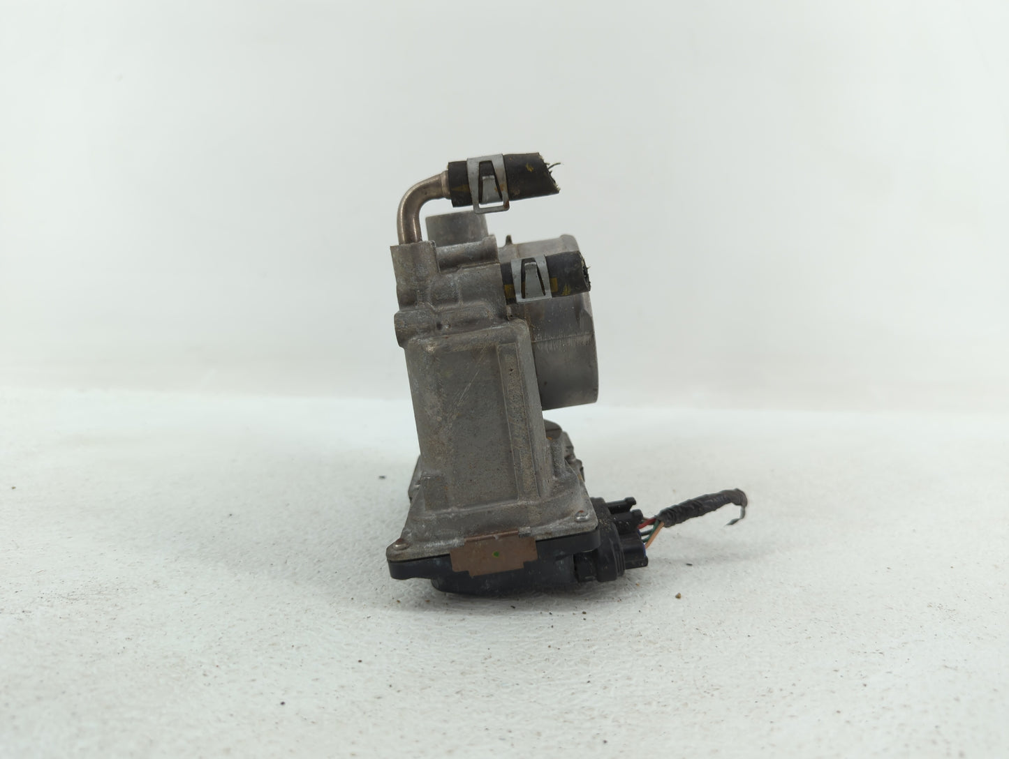 2014-2019 Nissan Rogue Throttle Body P/N:3TA60-01 C 3TA60-01 B, 3TA60-01 A Fits Fits 2013 2014 2015 2016 2017 2018 2019 OEM 