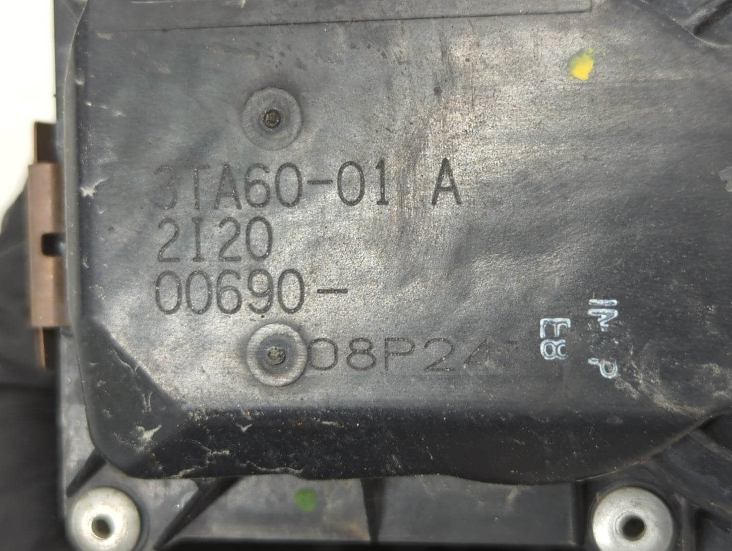 2014-2019 Nissan Rogue Throttle Body P/N:3TA60-01 C 3TA60-01 B, 3TA60-01 A Fits Fits 2013 2014 2015 2016 2017 2018 2019 OEM 